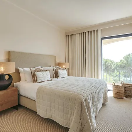 T2 Renovado No Sol Com Piscina * Vilamoura