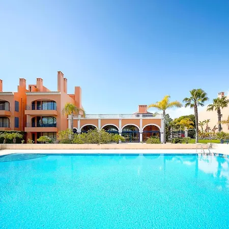 T2 Renovado No Sol Com Piscina * Vilamoura